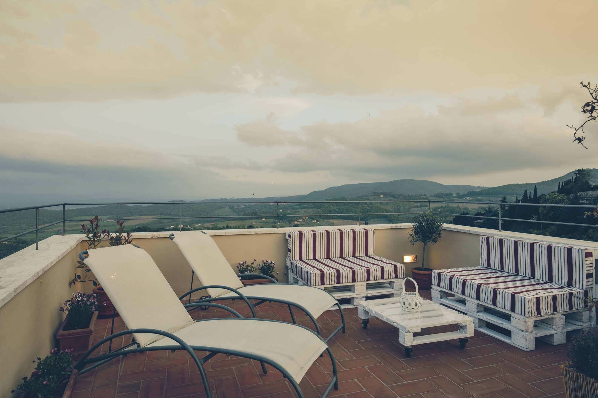 Montepulciano Stazione 레지덴차 파브로니 B&B 외부 사진